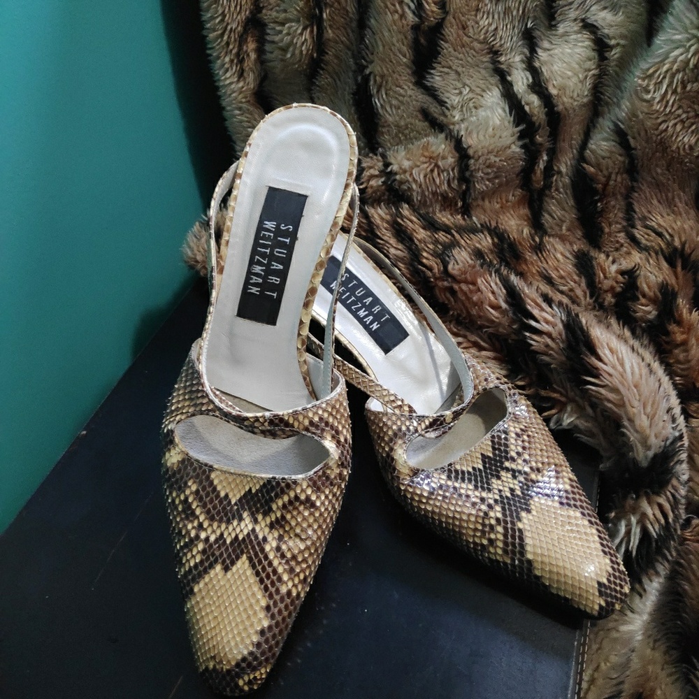 Stuart Weitzman 7M